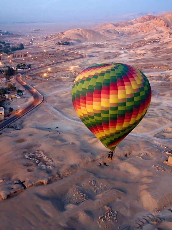 4 Days Nile Cruise from Aswan to Luxor with Guide